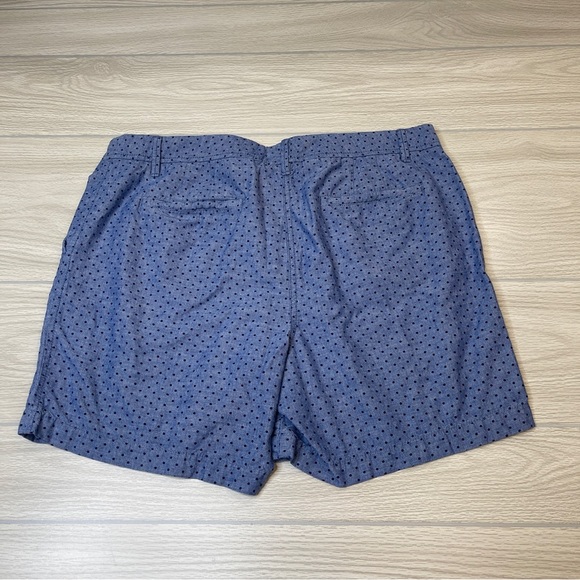 Talbots Girlfriend Chino Blue Chambray Dots Flat Front Cotton Shorts Size 14 - Picture 3 of 11